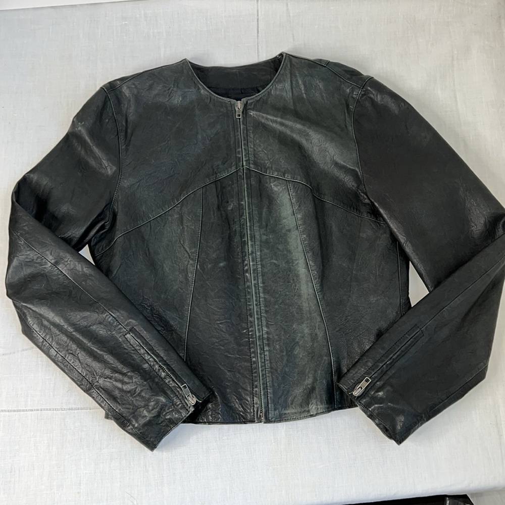 Euc Gap Black Leather Jacket Medium - image 5